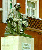 Памятник И.К. Айвазовскому